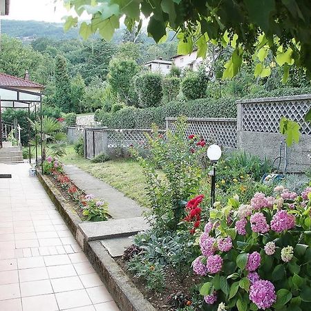 Apartments Ловран Екстериор снимка