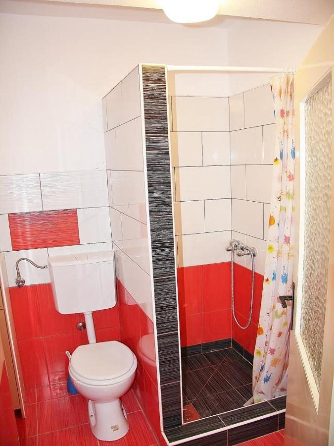 Apartments Ловран Екстериор снимка